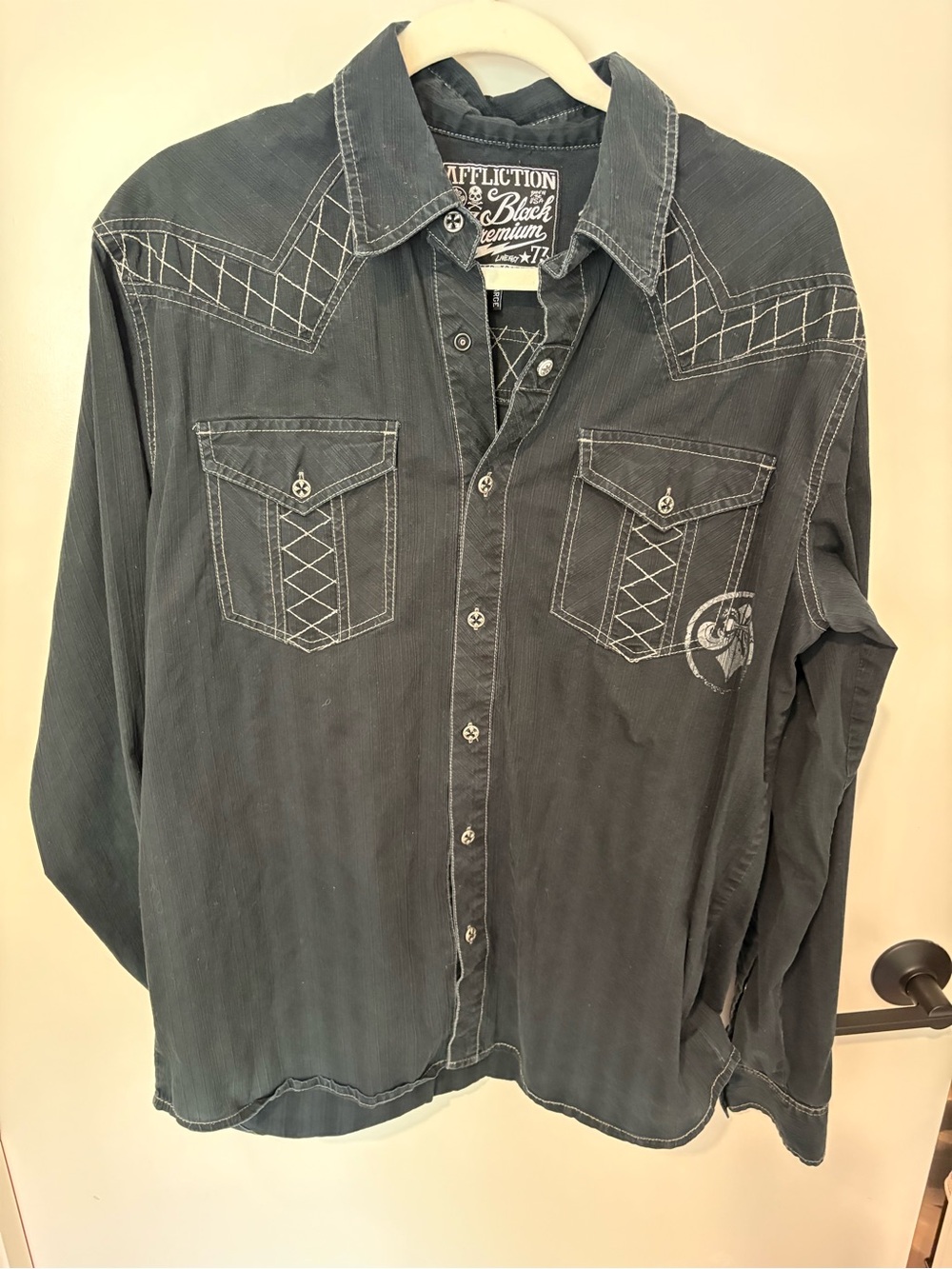 Affliction Black Premium Button Up Shirt Eagle Black White Embroidery Cotton L